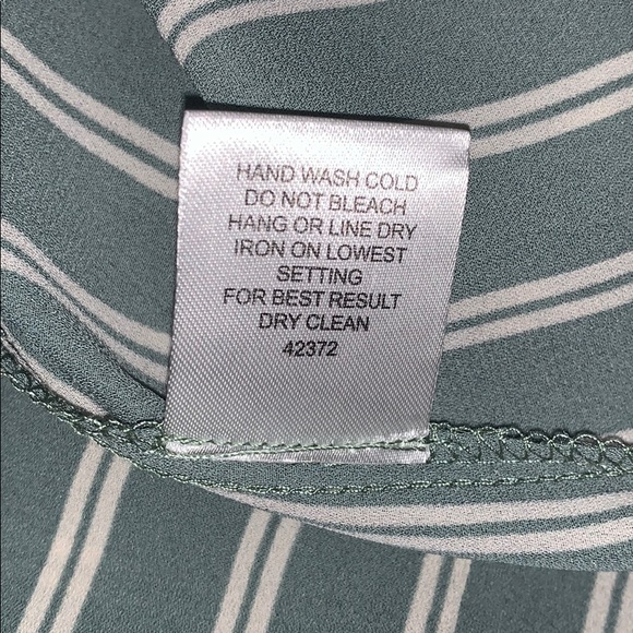 Romeo & Juliet striped off the shoulder blouse - Picture 8 of 8